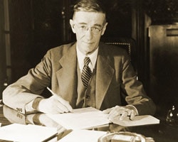1935 Bush Large