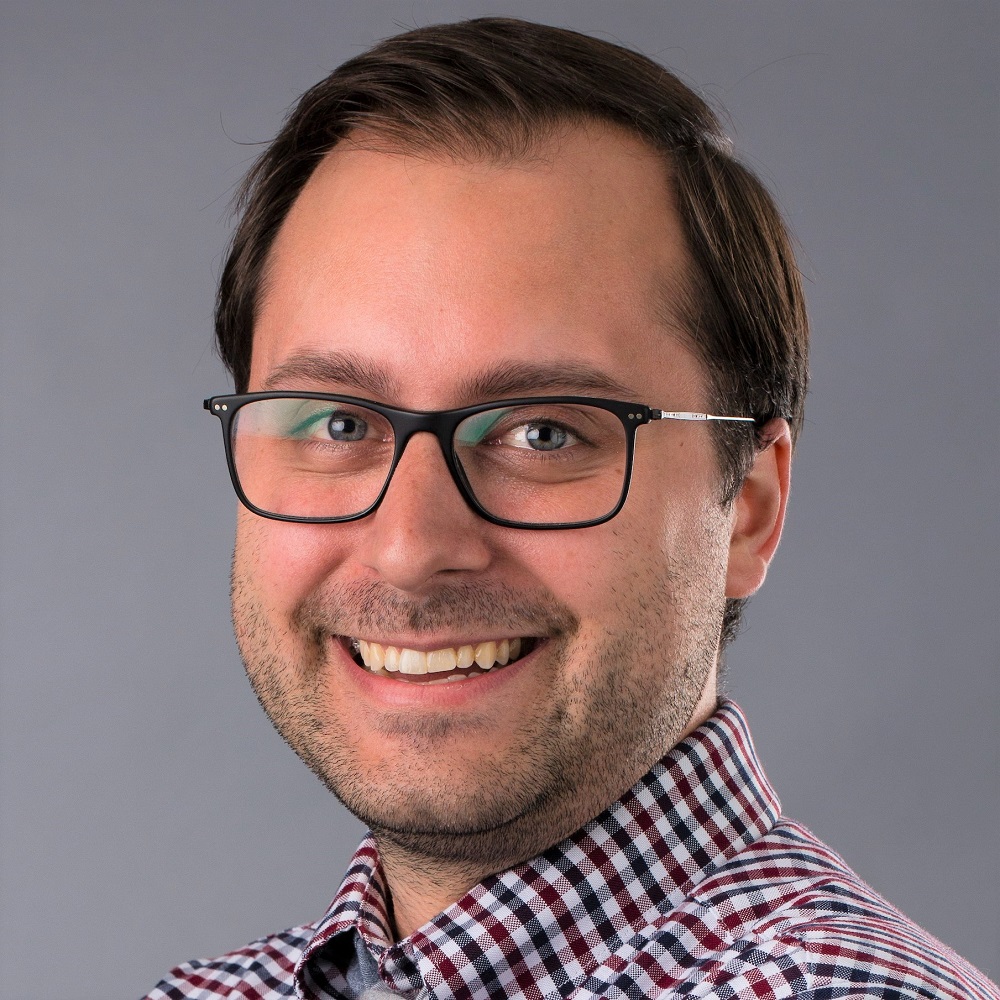 Chris durr, assistant professor of chemistry. photo by maria stenzel.